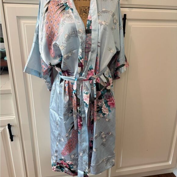 Other - Floral Peacock Kimono Robe